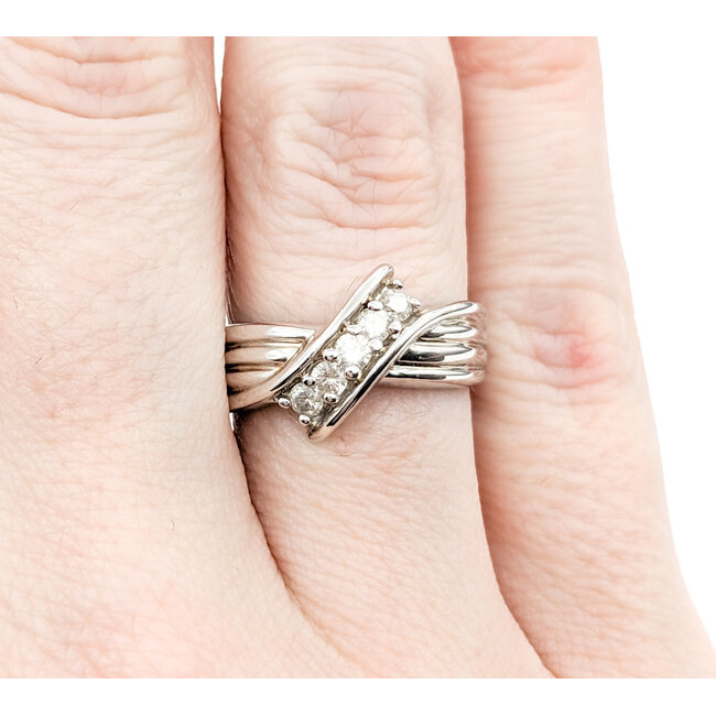 Ring .20ctw Round Diamond 14kw Sz5.5 221010098