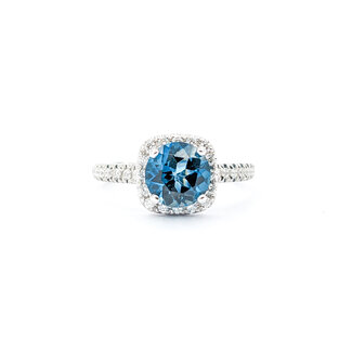 Ring Channel Set .24ctw Baguette Diamonds 14kw 12x9mm Sz6.5 4g 125060024