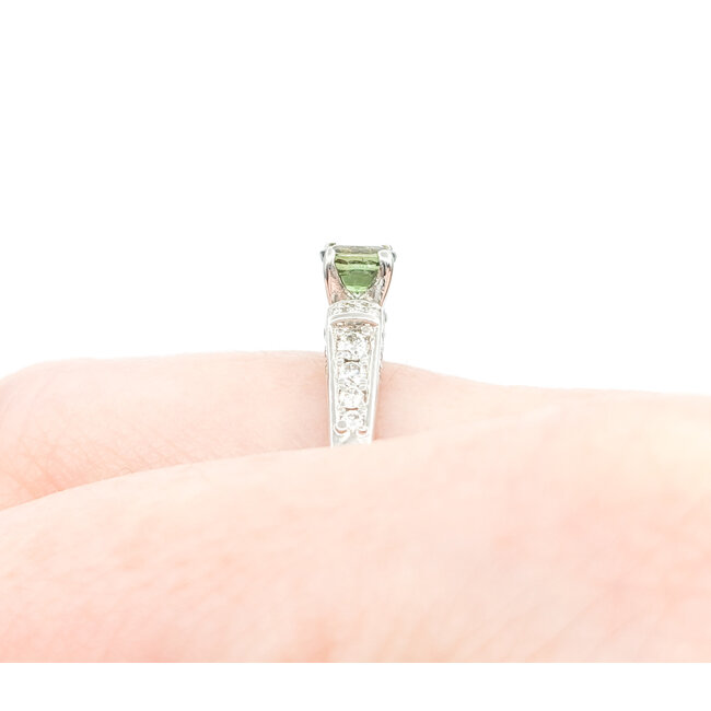 Ring  .18ctw Diamonds .46ct Alexandrite GIA: 5234260861 14kw Sz8 122010009