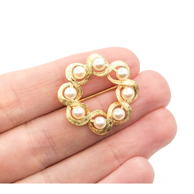 Brooch Circle (8)4mm Akoya Pearls 14ky 25mm 223010055