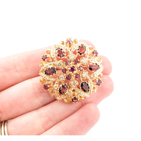 Pendant/Brooch Star .30ctw Round Diamonds 4.0ctw Garnets 33mm 14ky " 224061254