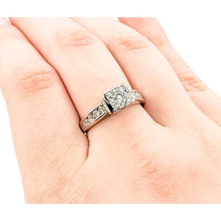 Ring Engagement Cocktail Center .60ctw Round Diamonds 14kw sz8 224060304