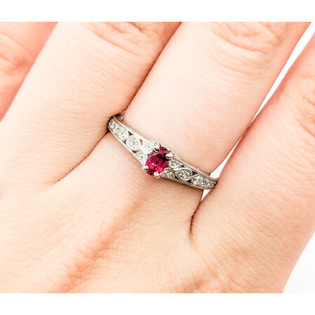 Ring .22ctw Round Diamonds .33ct Ruby 14kw sz7 4mm 124060167