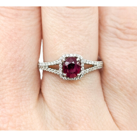 Ring .25ctw Round Diamonds .66ct Ruby Sz6 18kw 7.4mm 124060183