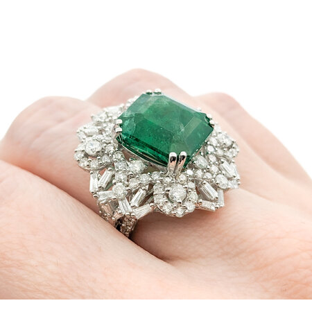 Ring 2.56ctw Round/Baguette Diamonds 8.24ct Emerald 14kw sz7.25 224060182