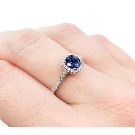 Ring Halo .30ctw Round Diamonds .95ct Sapphire 14kw sz7.5 7.7x7.7mm 124060171