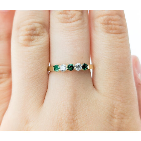 Ring Shared Prong .22ctw Round Diamonds .27ctw Emeralds 14ky sz7.5 124060241