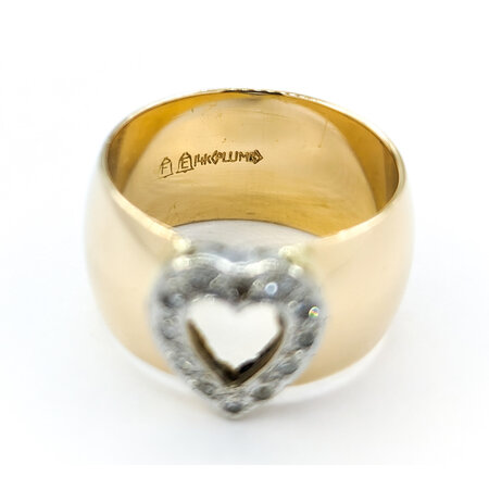 Ring Heart .15ctw Round Diamonds 14ky  Size 6.25 10mm 224070001