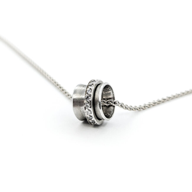 Pendant Rotating Circle WG Chain .12ctw Round Diamond Platinum/14kw 17" 224071001