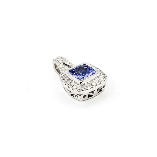 Pendant Drop .21ctw Diamonds .97ct Tanzanite 14kw 17x10mm 123110137