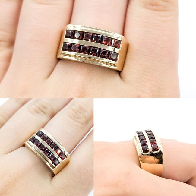 Ring 2.40ctw Square Garnets 14ky sz9.75 224080151