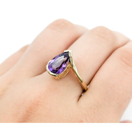 Ring 2.70ct Pear Amethyst 14ky sz8 224080152