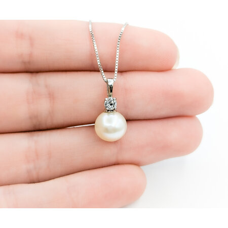 Pendant W/Chain .15ct Round Diamond 9mm South Sea Pearl 17.5x9mm 14kw 20" 224081252