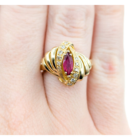 Ring .12ctw Round Diamonds .29ct Ruby 14ky sz5.25 224080160