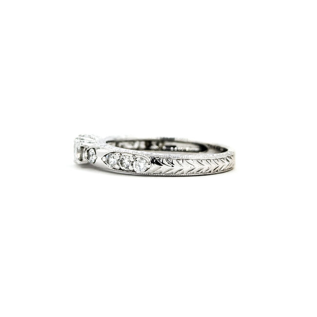Ring Milgrain .29ctw Round & Baguette Diamonds 14kw 9x7.5mm Sz6.5 2.9g 125060023