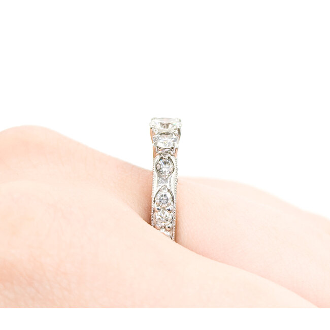 Ring Milgrain .29ctw Round & Baguette Diamonds 14kw 9x7.5mm Sz6.5 2.9g 125060023