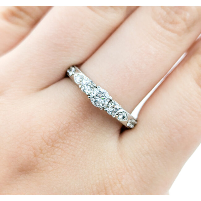 Ring Milgrain .29ctw Round & Baguette Diamonds 14kw 9x7.5mm Sz6.5 2.9g 125060023