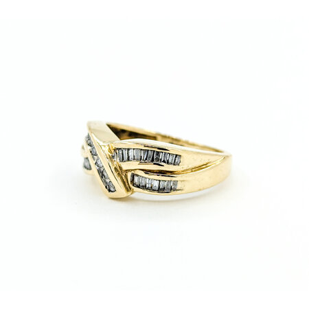 Ring Twist Channel .30ctw Round/Baguette Diamonds 10ky sz6.75 224090004