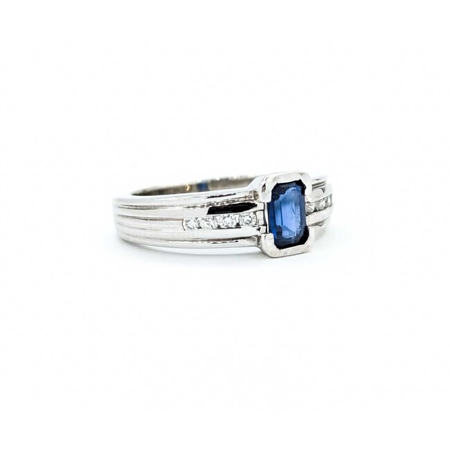 Ring .16ctw Round Diamonds .75ct Sapphire 14kw Sz6 221090078