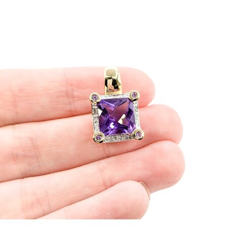 Pendant .06ctw Round Diamonds 3.90ct Amethyst 22x14mm 14ky " 224091251