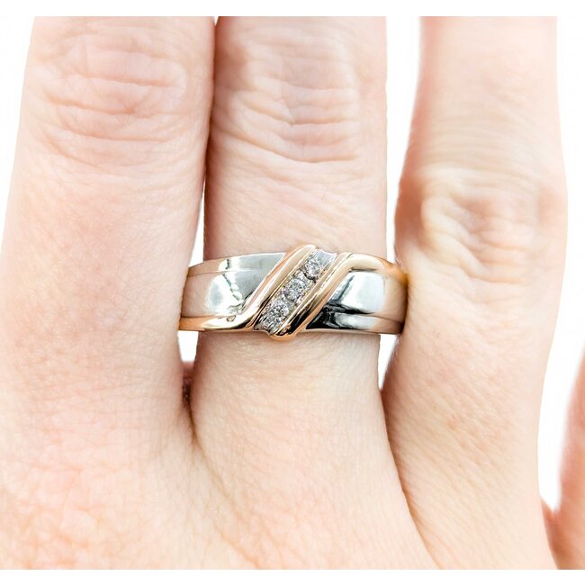 Ring 3 Stone Channel Set .12ctw Round Diamonds 14ktt sz10 224090452