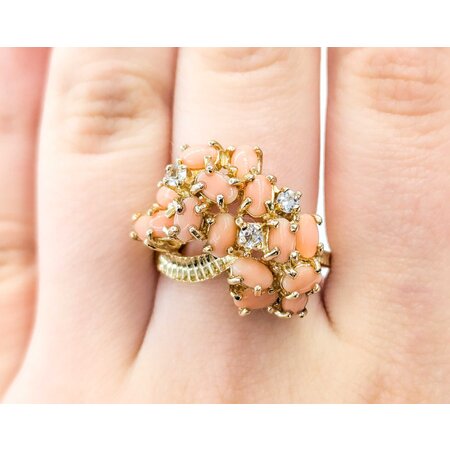 Ring (15)5x3mm Oval Coral .15ctw Quartz 14ky sz8.25 224090156