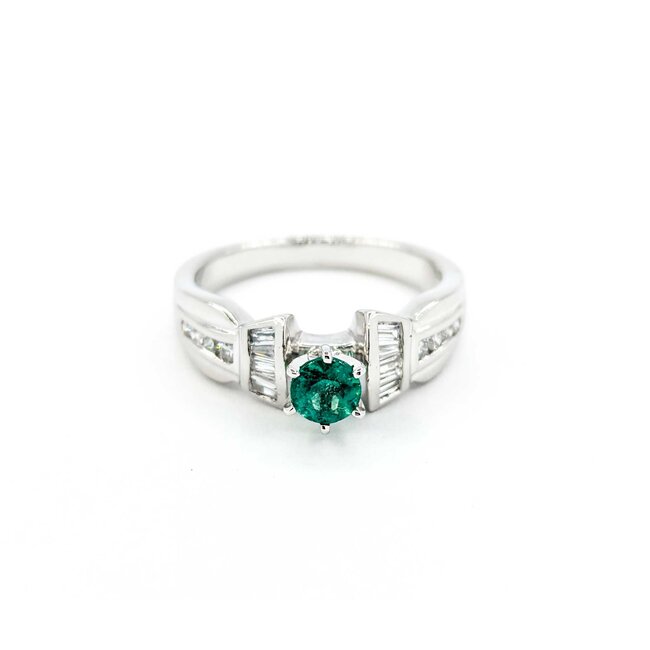 Ring .35ctw Round & Baguette Diamonds .32ct Emerald pt900 sz6.25 6.8mm 124060229