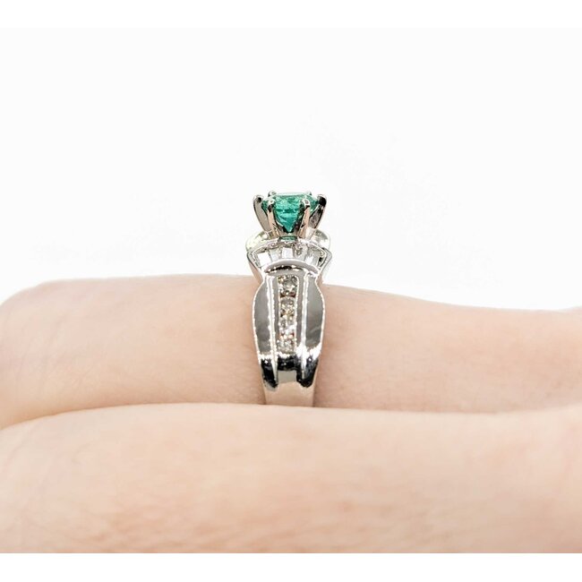 Ring .35ctw Round & Baguette Diamonds .32ct Emerald pt900 sz6.25 6.8mm 124060229