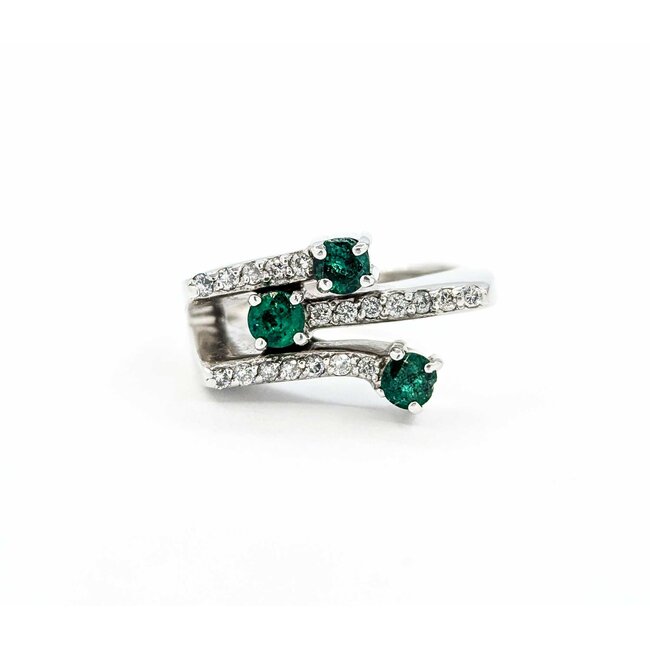 Ring 3 Row Bypass .15ctw Round Diamonds .30ctw Emerald 14kw sz5 224100154