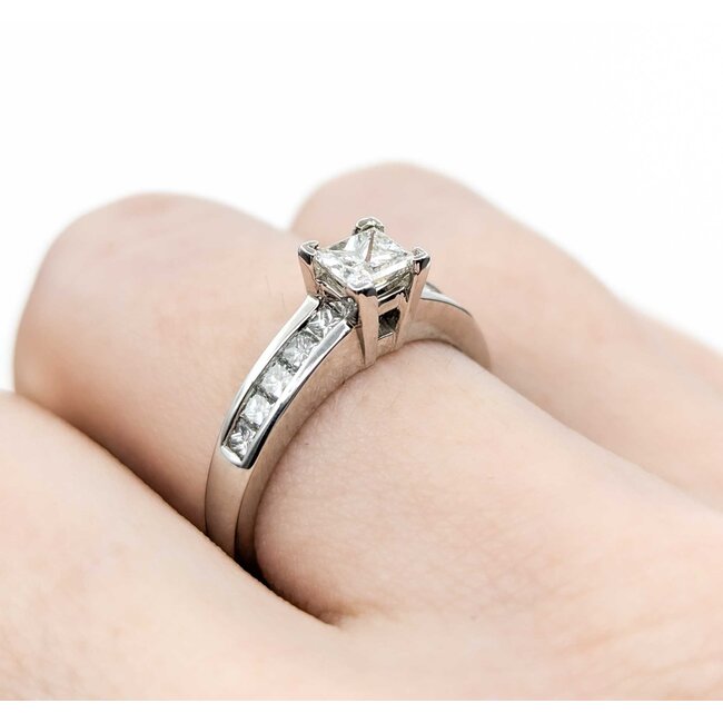 Ring .92ctw Princess Diamonds 14kw sz6.5 3.5mm 124060226