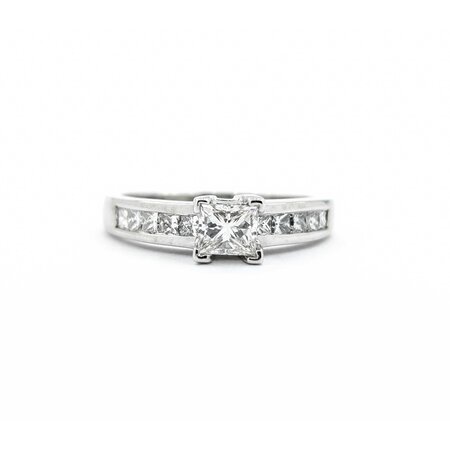 Ring .92ctw Princess Diamonds 14kw sz6.5 3.5mm 124060226