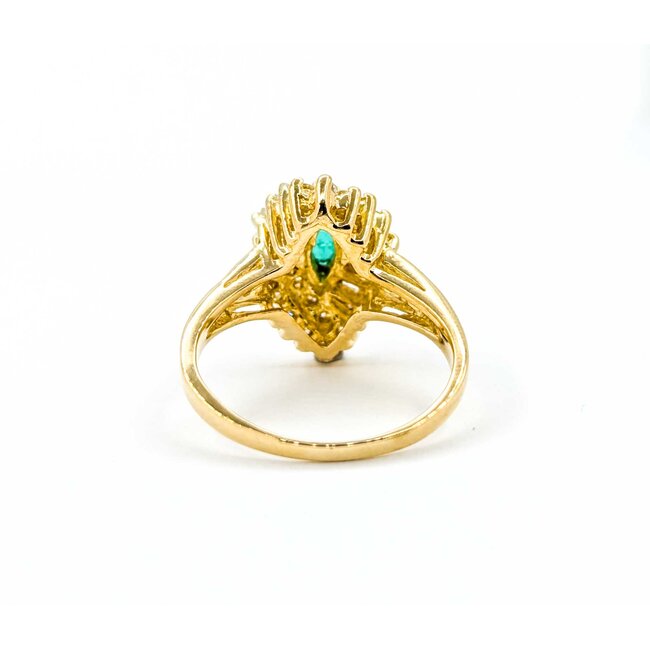 Ring  Cocktail .60ctw Round & Baguette  .21ct Emerald  18ky sz6 224110151