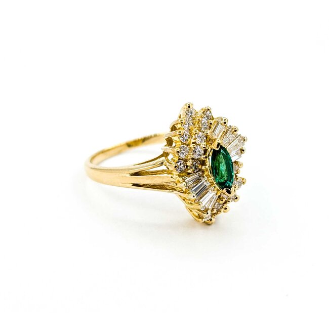 Ring  Cocktail .60ctw Round & Baguette  .21ct Emerald  18ky sz6 224110151