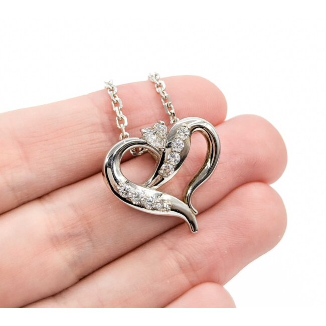 Pendant Heart .32ctw Round Diamonds 21x22mm 14kw 18"" 224111003