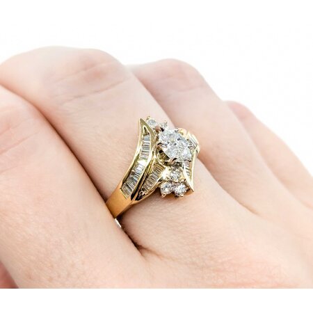 Ring Engagement .75ctw Marquise & Round Diamonds 14ky sz6.5 124110302
