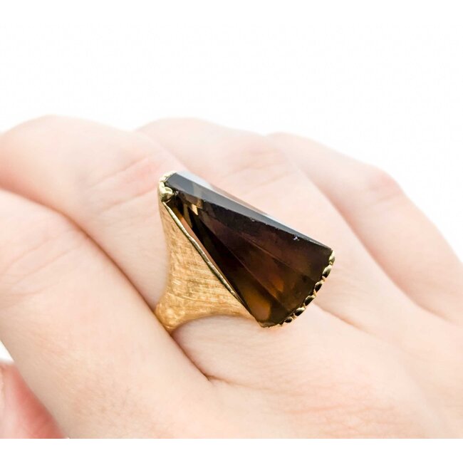 Ring Hand Florentine 15.5x12.5 Smokey Quartz 14ky sz7 224120181