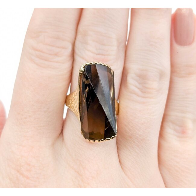 Ring Hand Florentine 15.5x12.5 Smokey Quartz 14ky sz7 224120181
