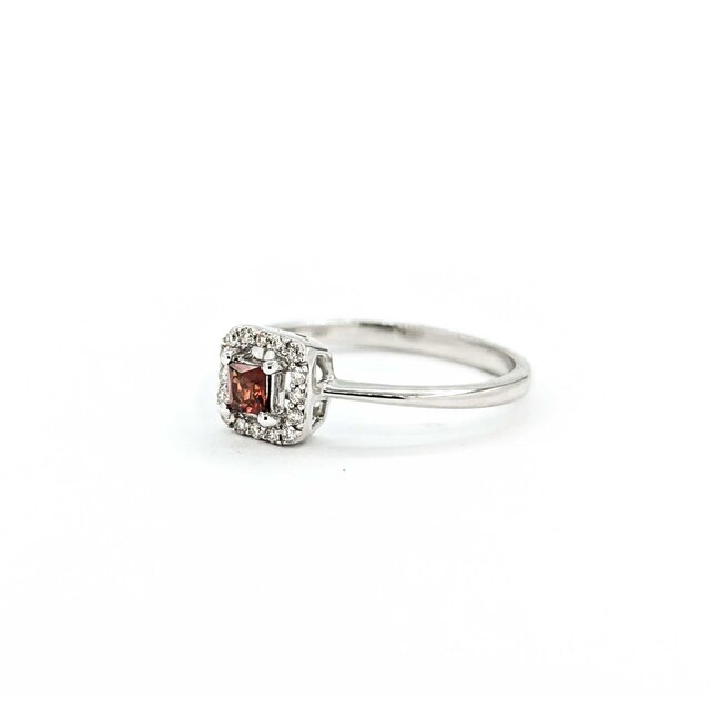 Ring .09ctw Round Diamonds .13ct Garnet 10kw sz7 124110156