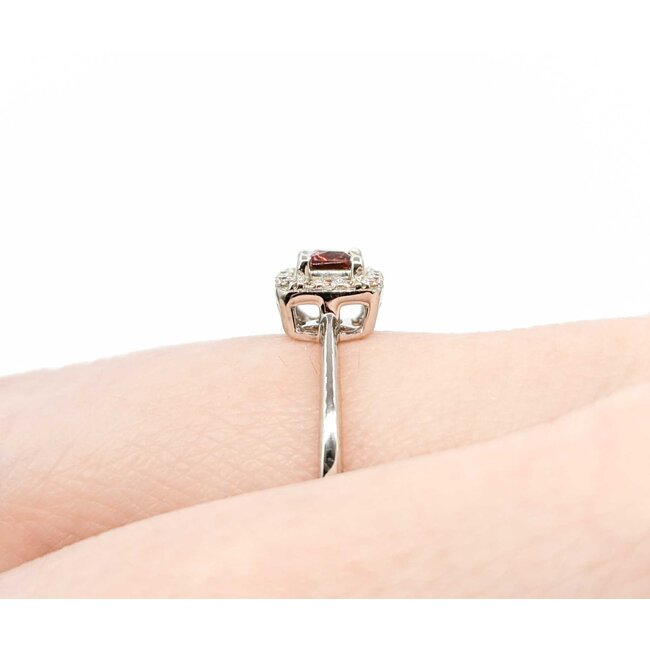 Ring .09ctw Round Diamonds .13ct Garnet 10kw sz7 124110156