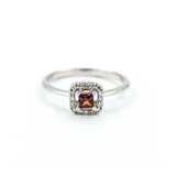  Ring .09ctw Round Diamonds .13ct Garnet 10kw sz7 124110156
