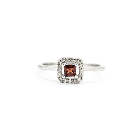 Ring .09ctw Round Diamonds .13ct Garnet 10kw sz7 124110156