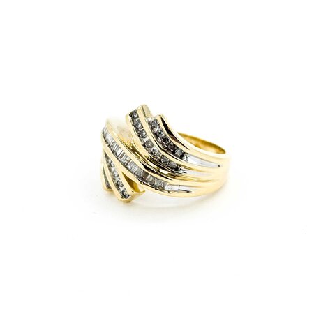 Ring .25ctw Round & Baguette Diamonds 10ky sz7 124110006