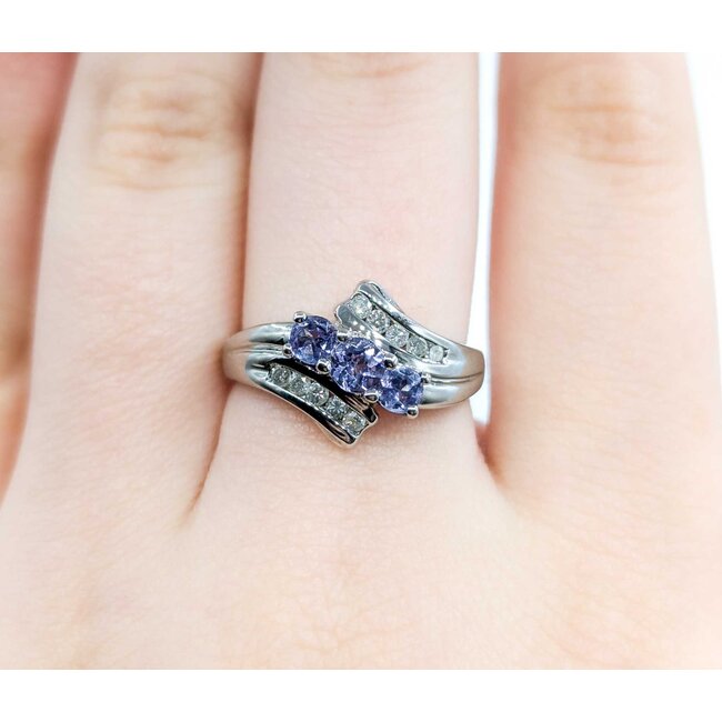 Ring .15ctw Round Diamonds .64ctw Tanzanite 14kw sz7 224110180