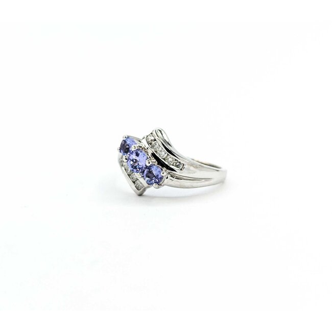 Ring .15ctw Round Diamonds .64ctw Tanzanite 14kw sz7 224110180