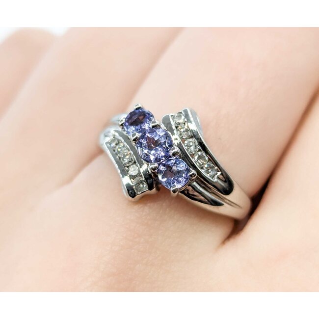 Ring .15ctw Round Diamonds .64ctw Tanzanite 14kw sz7 224110180
