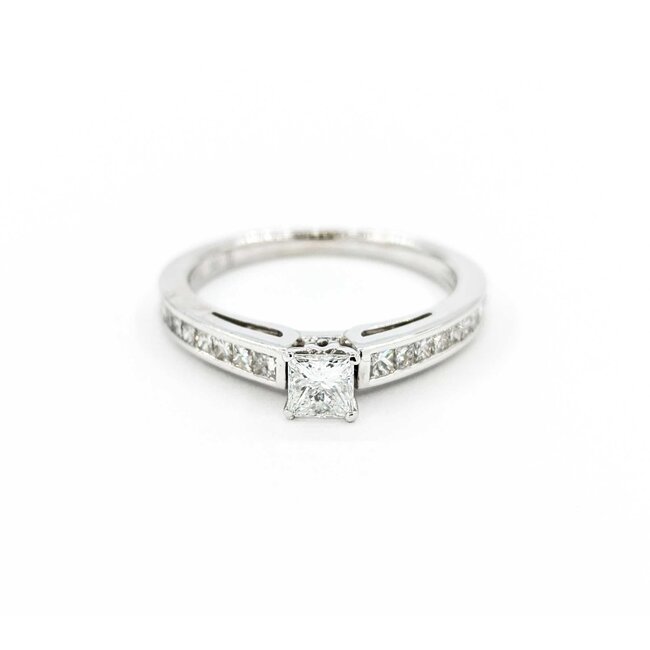 Ring Engagement .33ctw Princess Diamond .38ctw Accent Diamonds 14kw sz7 124110304