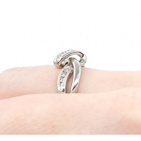 Ring Twist .25ctw Round Diamonds Milgrain 14kw sz7 225010006