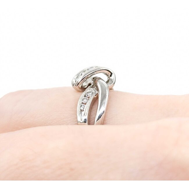 Ring Twist .25ctw Round Diamonds Milgrain 14kw sz7 225010006