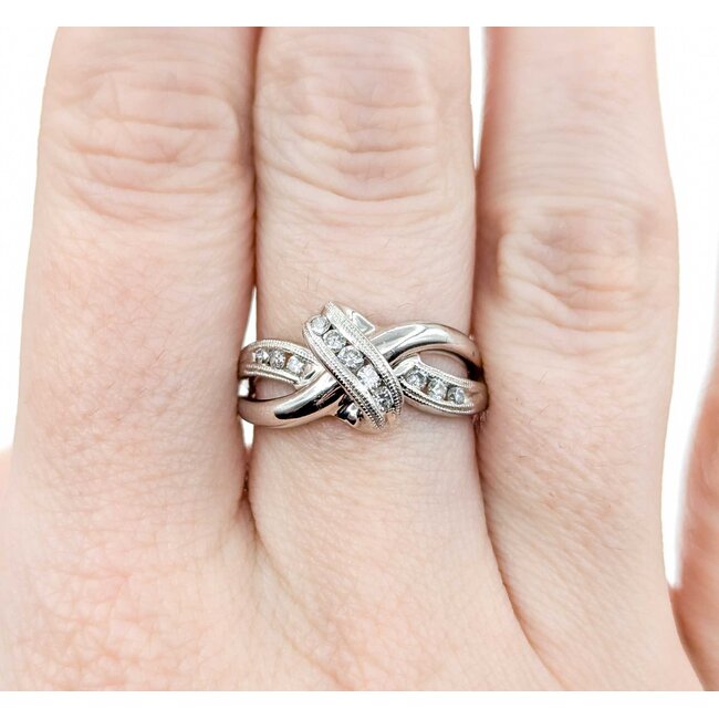 Ring Twist .25ctw Round Diamonds Milgrain 14kw sz7 225010006