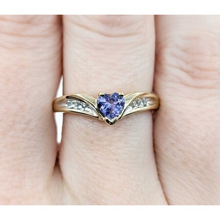 Ring .015ctw Single Cut Diamonds .30ctw Tanzanite 14ky sz7.5 225010162